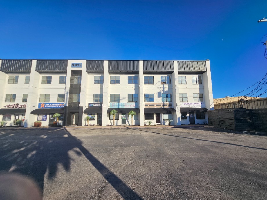 Barking Beauties Pet Services 